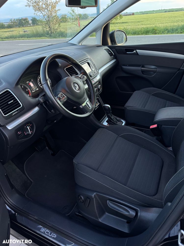 Volkswagen Sharan 2.0 TDI DSG BlueMotion Technology Highline - 21