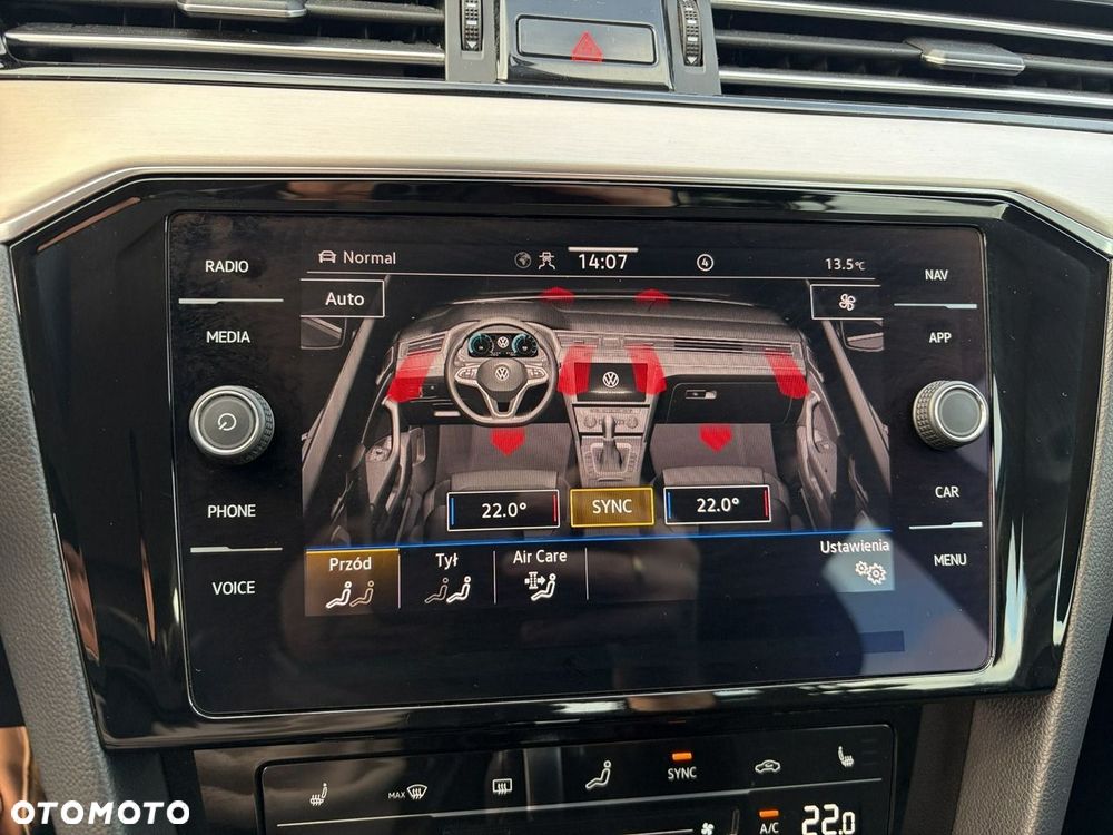 Volkswagen Passat - 20