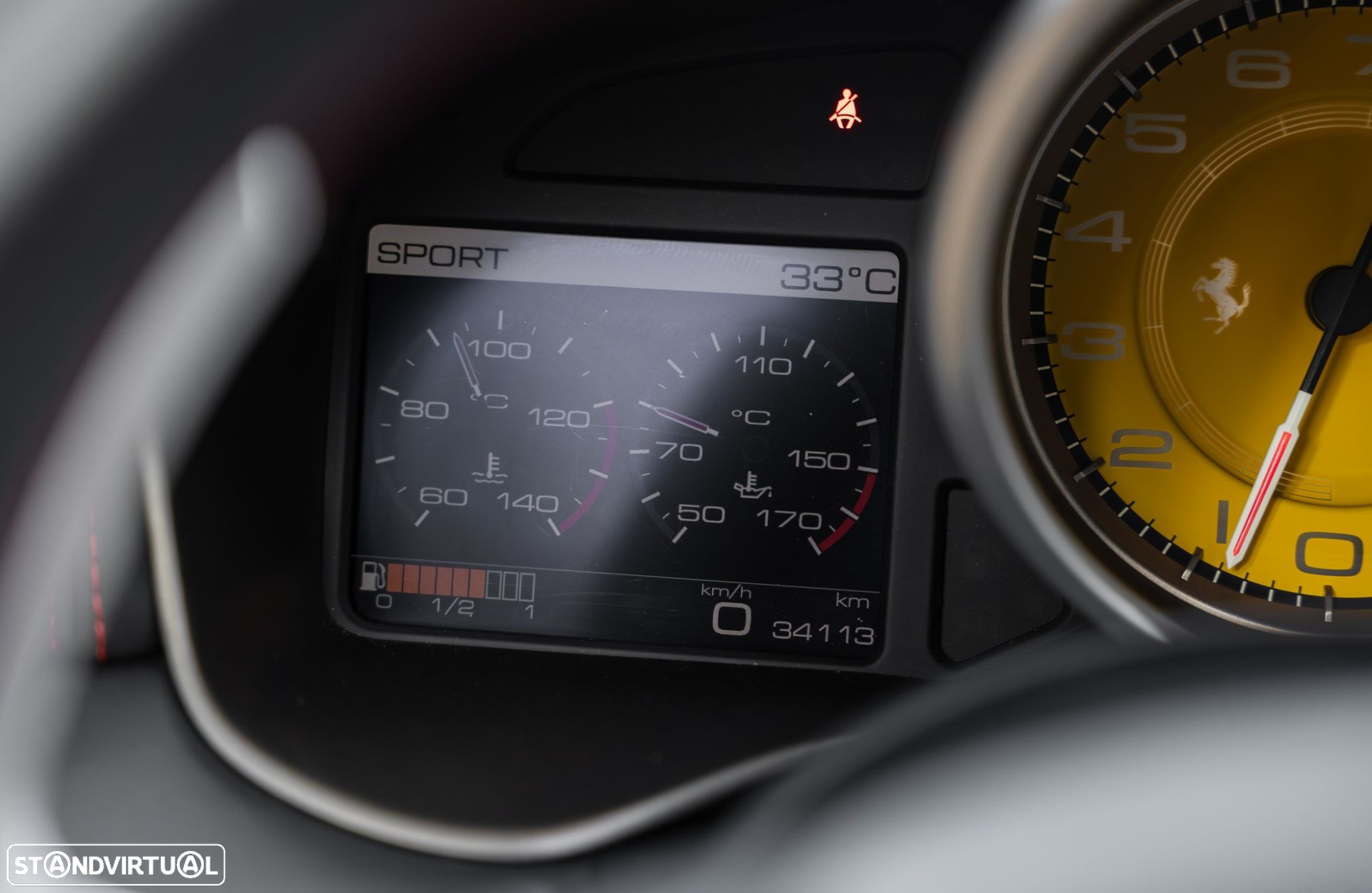 Ferrari FF - 25