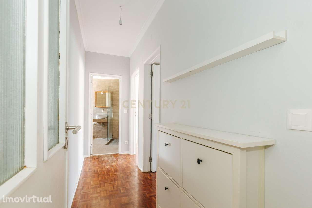 T3 Junto à praia de São Pedro do Estoril - Grande imagem: 4/16