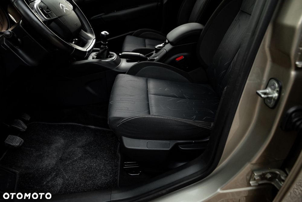 Citroën C4 e-HDi 110 Selection - 20