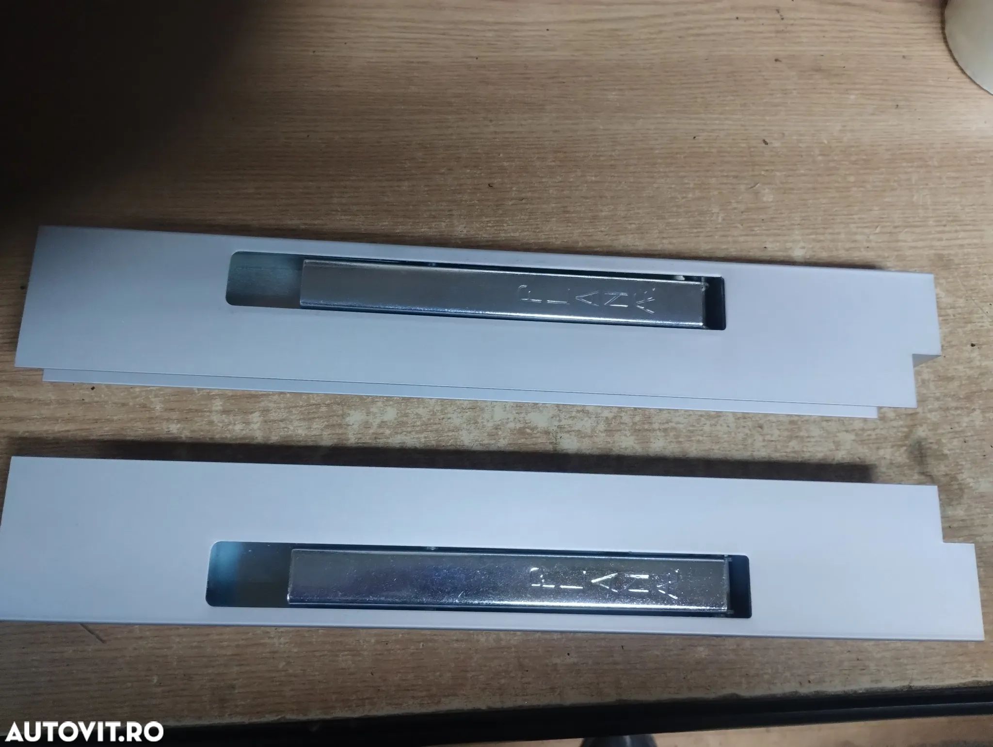 Stalp Inchizator oblon de 400 mm - 1