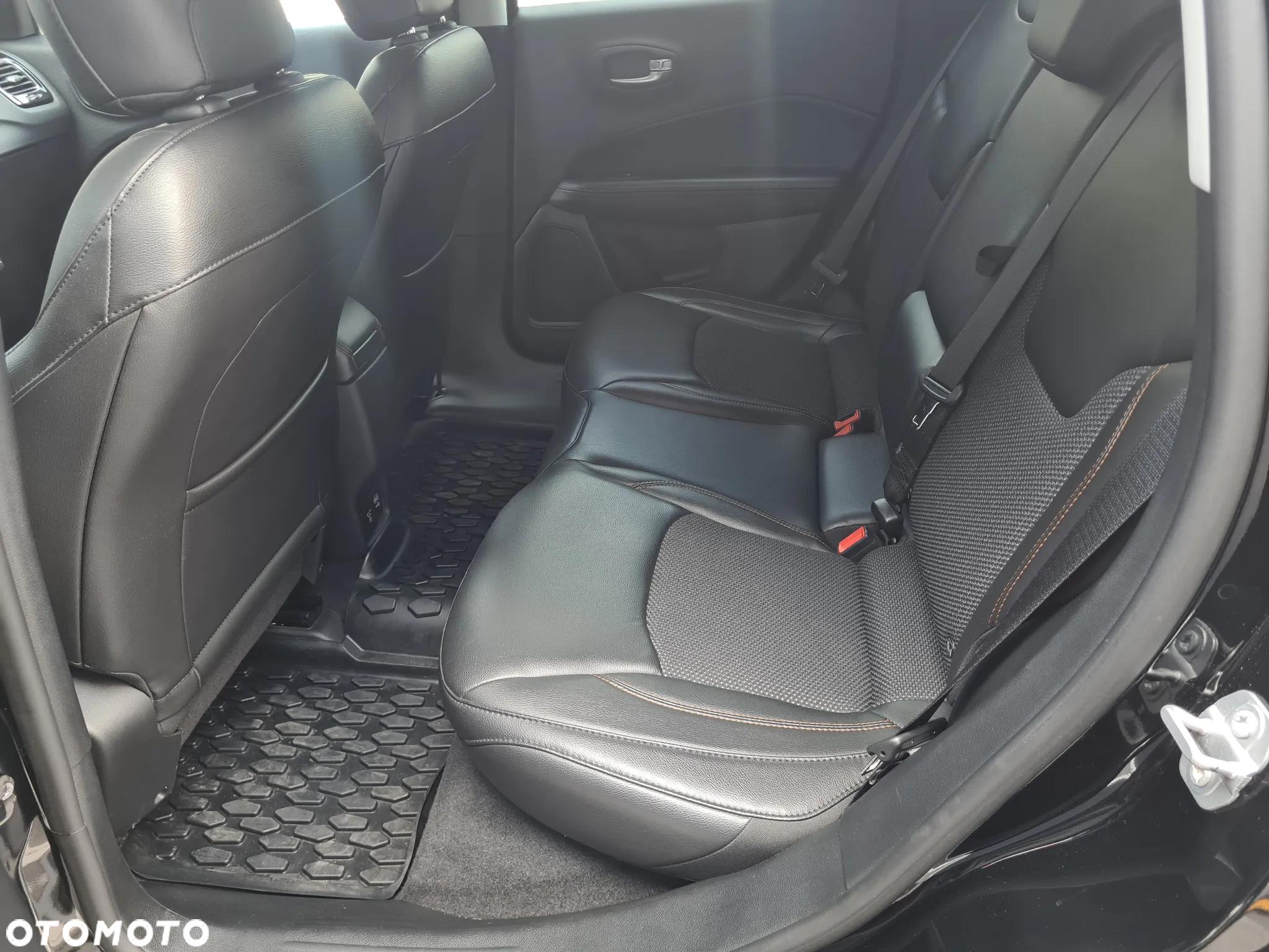 Jeep Compass 1.4 TMair Limited FWD S&S - 18