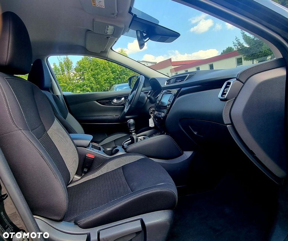 Nissan Qashqai 1.3 DIG-T Tekna - 19