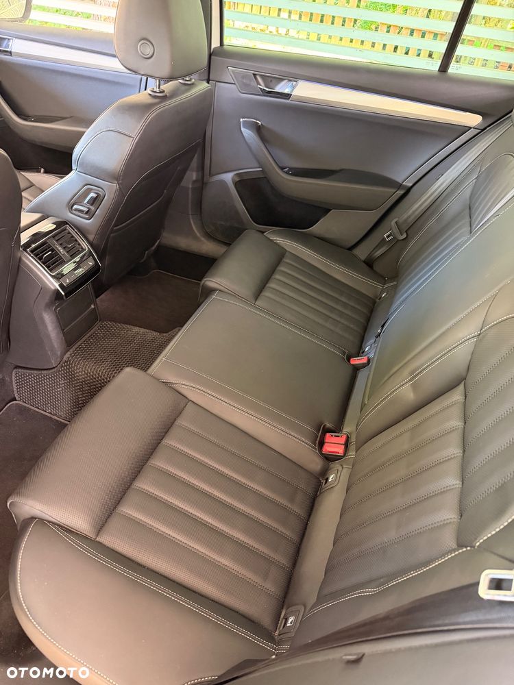 Skoda Superb 2.0 TDI SCR 4x4 L&K DSG - 15