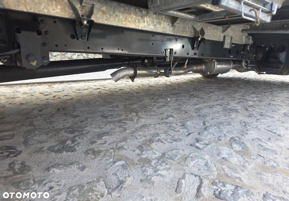 Iveco Daily 35S18 - 28