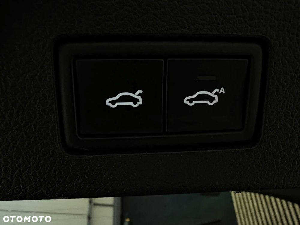 Volkswagen Arteon 2.0 TDI Elegance DSG - 34