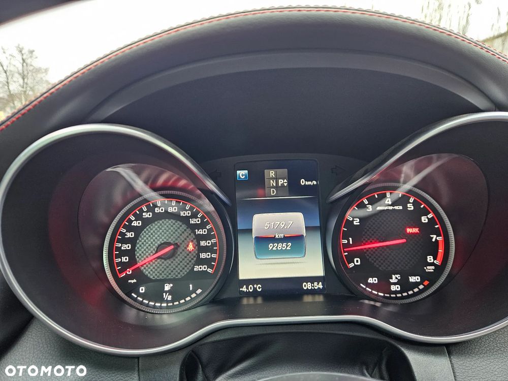 Mercedes-Benz Klasa C AMG 63 S AMG Speedshift 7G-MCT - 16