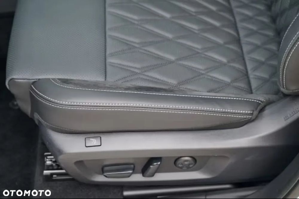 Nissan Qashqai 1.3 DIG-T MHEV 4x4 Tekna Xtronic - 12