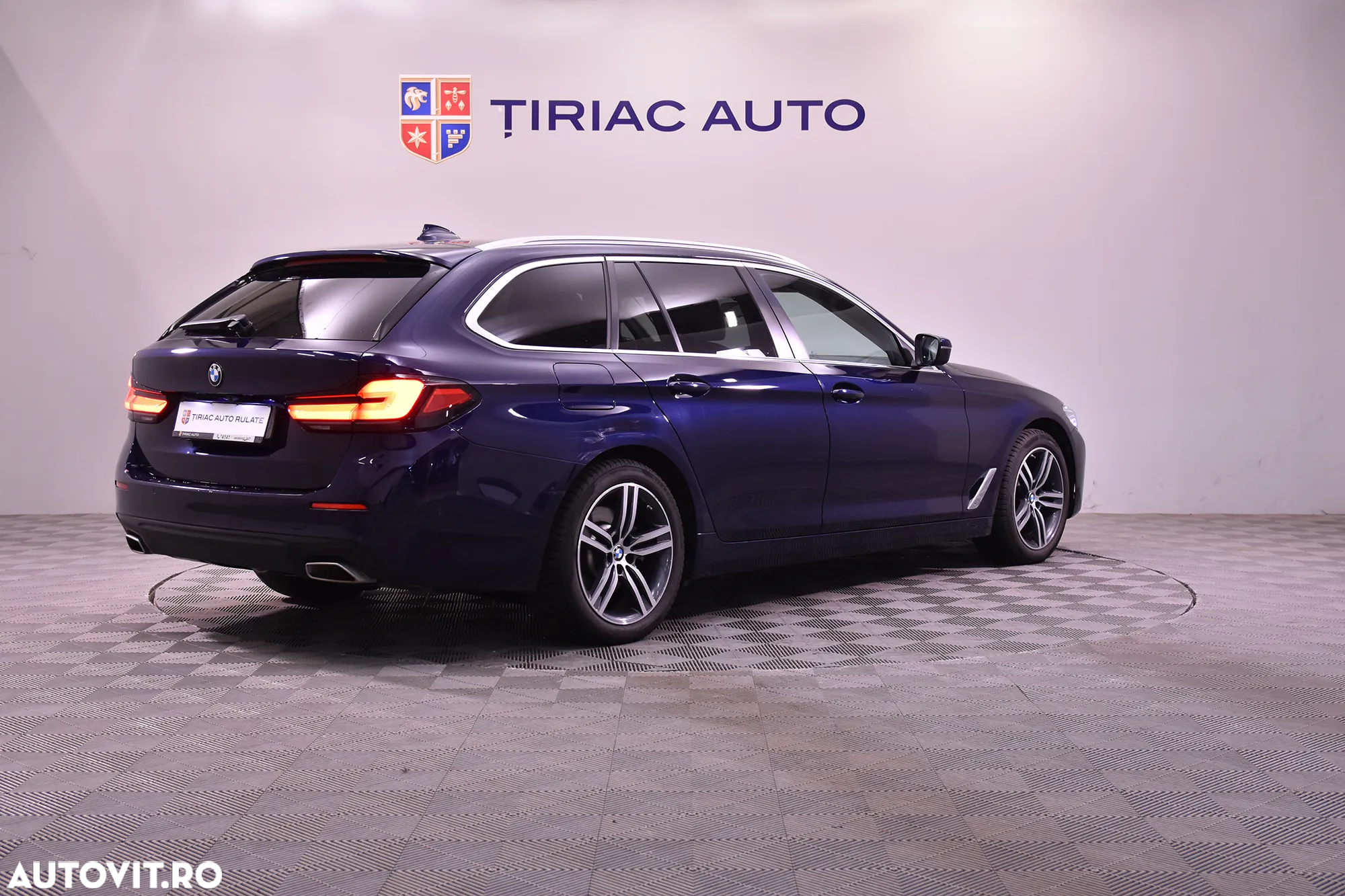 BMW Seria 5 520d Touring Aut. - 5