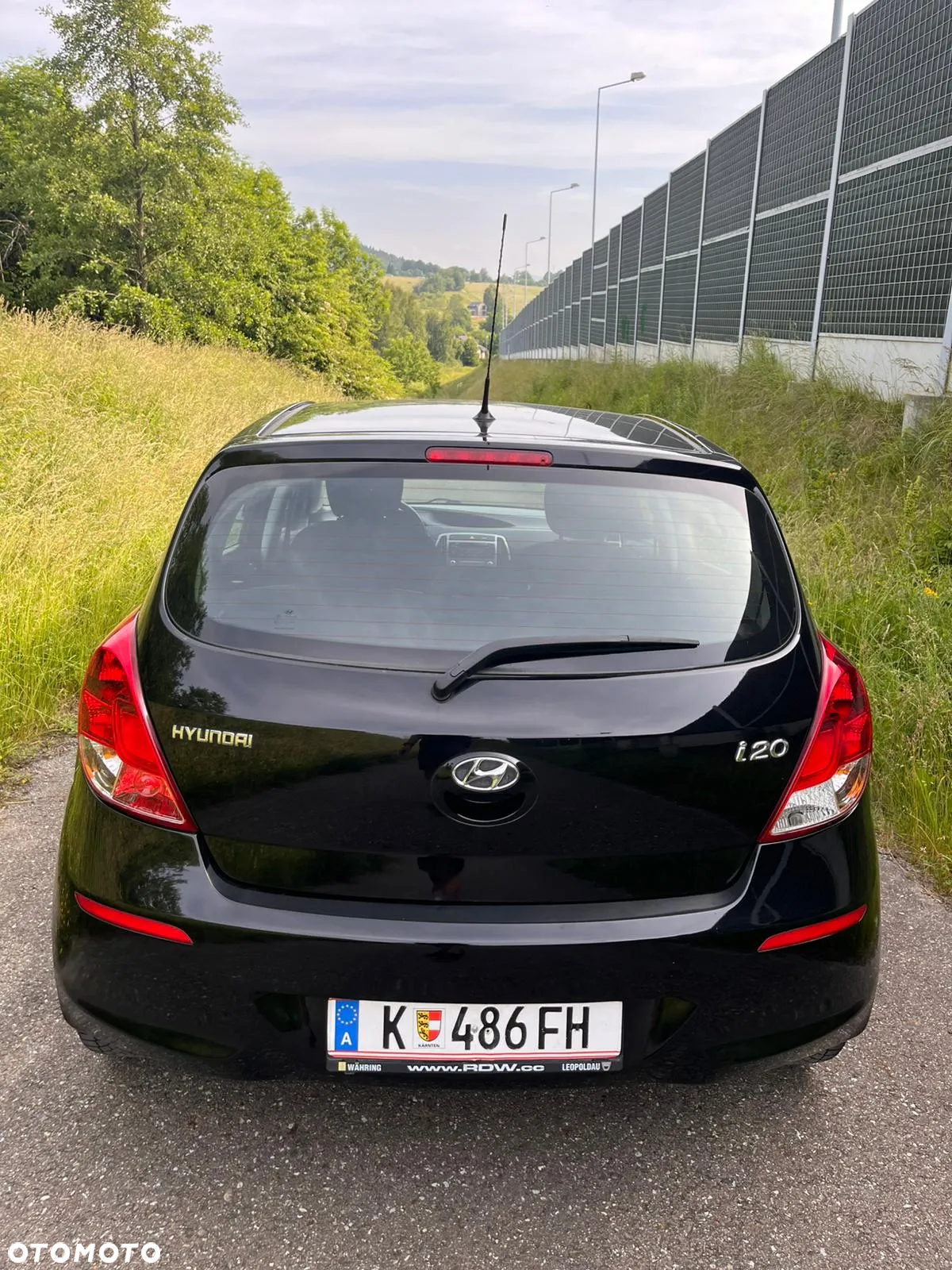 Hyundai i20 blue 1.2 YES Silver - 4