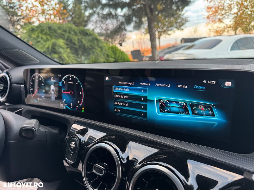 Mercedes-Benz A 180 d 7G-DCT - 13