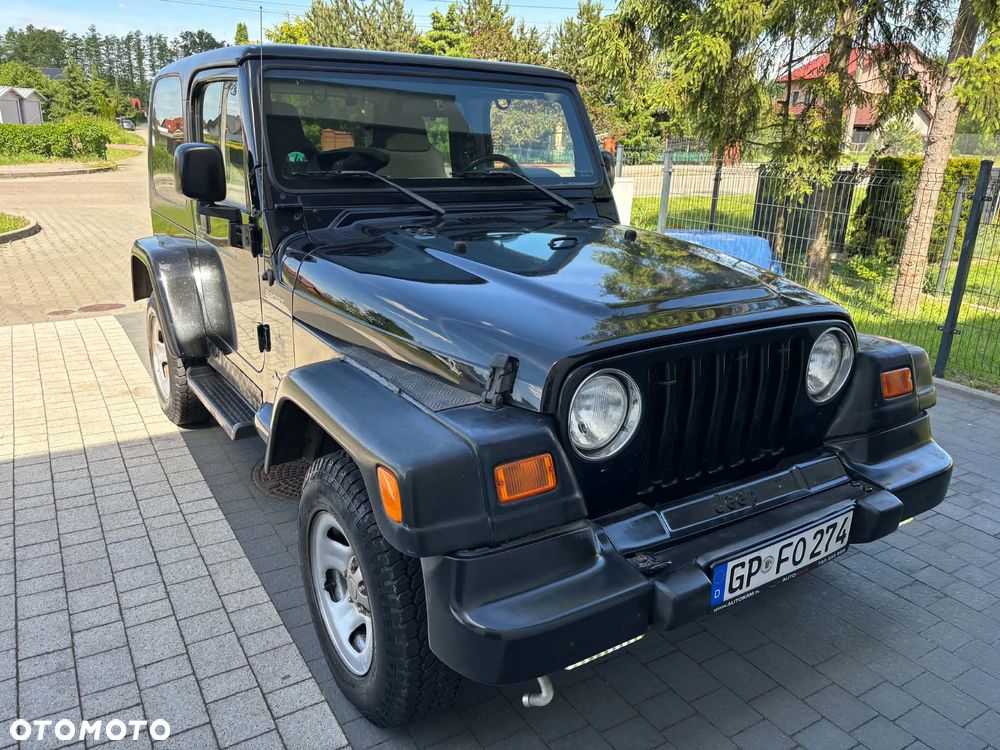 Jeep Wrangler - 15
