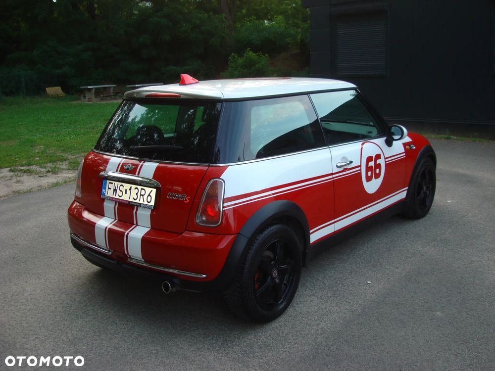MINI Cooper Standard - 4