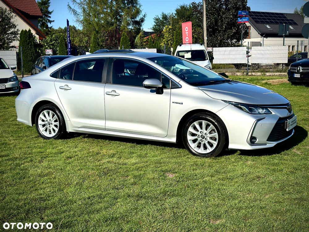 Toyota Corolla 1.8 Hybrid Comfort - 9