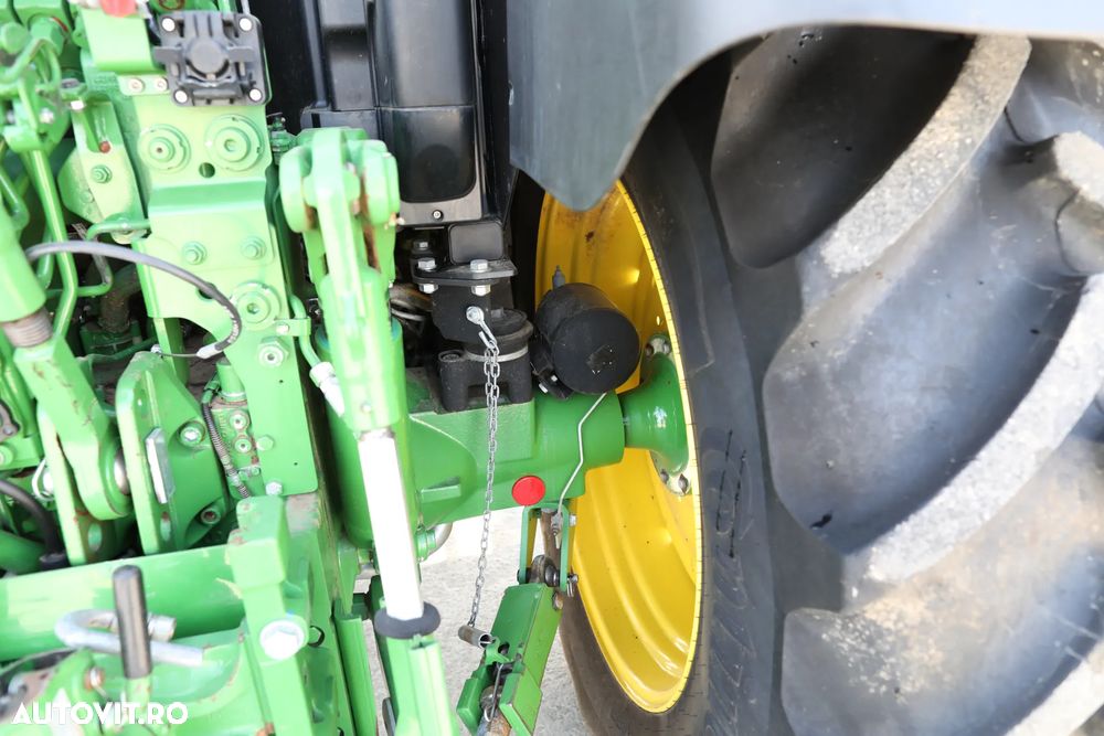 John Deere 6120 R - 13