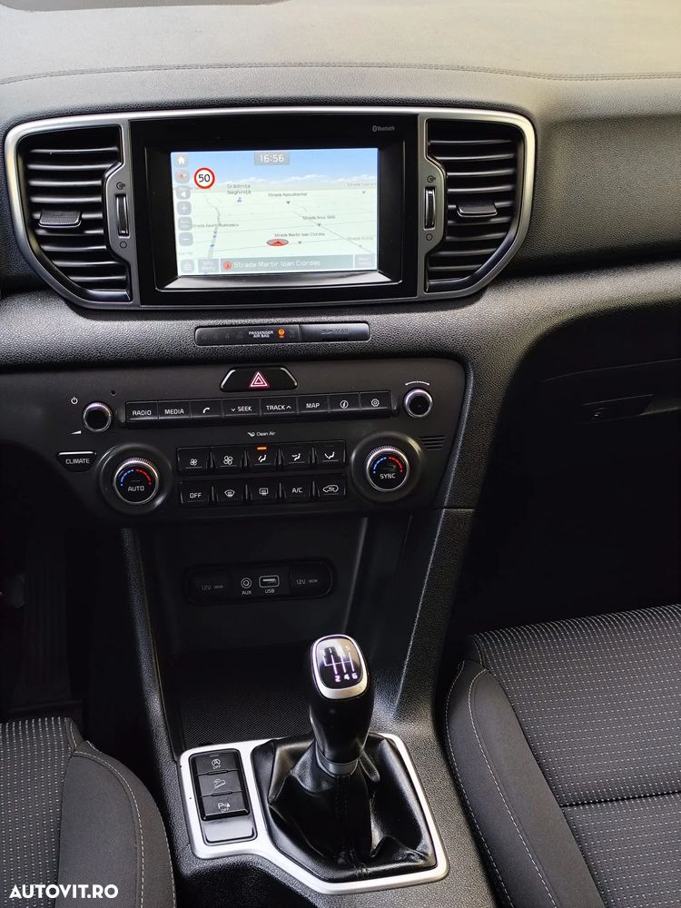 Kia Sportage - 11