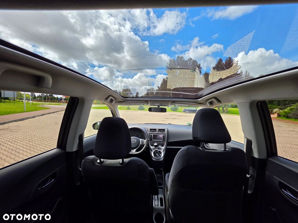 Toyota Verso S 1.33 Premium - 18