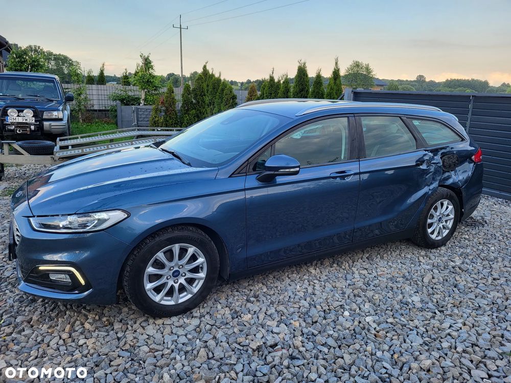 Ford Mondeo 1.5 EcoBoost Trend - 4