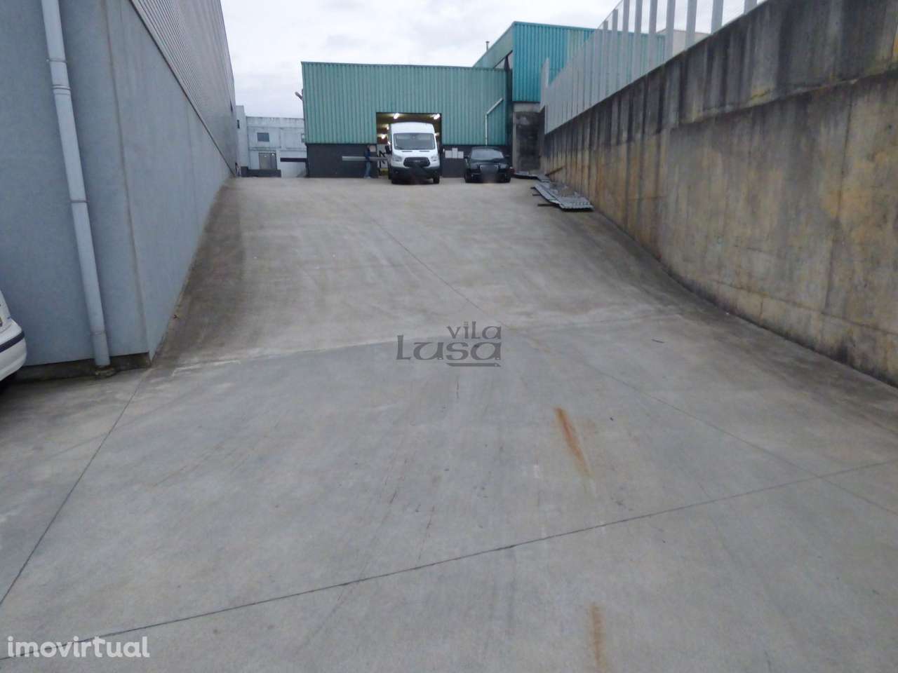 Armazém para Arrendamento  Olival, Vila Nova de Gaia; Acessos à EN2... - Grande imagem: 3/11