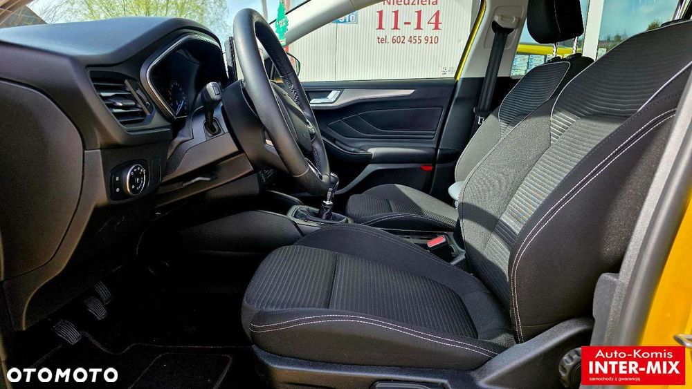 Ford Focus - 25