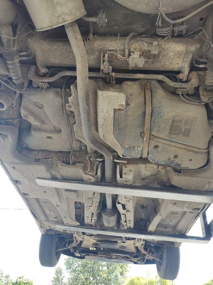 Citroen C5 I przed Lift (01-04r.) 1.8B 115KM. Silnik 6FZ EW7J4 Skrzynia 20DL29 lakier EYT.Cały na części. GWARANCJA !!! Przód Tył Zestaw Komplet Drzwi Klapa Zderzak Błotnik Maska Grill Atrapa Szyba Pas Lampa Lusterko Boczki Fotel Kanapa Kokpit Deska Rozdzielcza Przełącznik Włącznik Sterownik Przewody Wiązka Instalacja Moduł Komputer Czujnik Listwa Pompa Alternator Wtryski Głowica Rozrusznik Kompresor Sprzęgło Dwumas Silnik Skrzynia ABS Klimatyzacji Paliwa Wspomagania Kolektor Turbina Przepustnica Zawór Chłodnica Koło Hak Belka Sanki Zawieszenie Mcpherson Półoś Amortyzator Wydech Tłumik Zacisk Most - 6