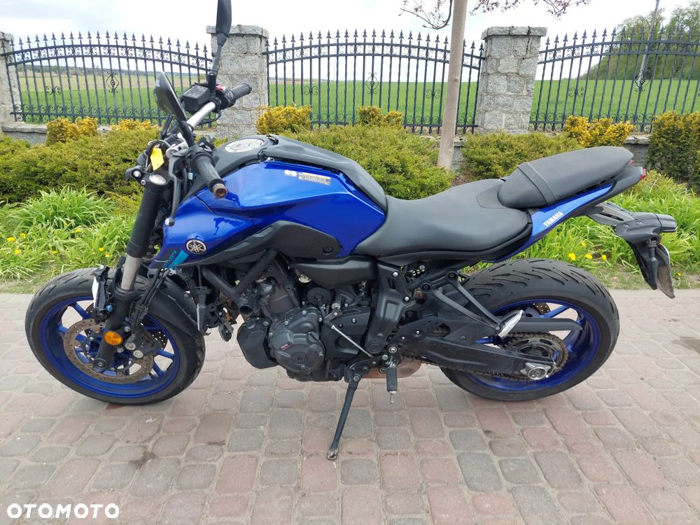 Yamaha MT - 2