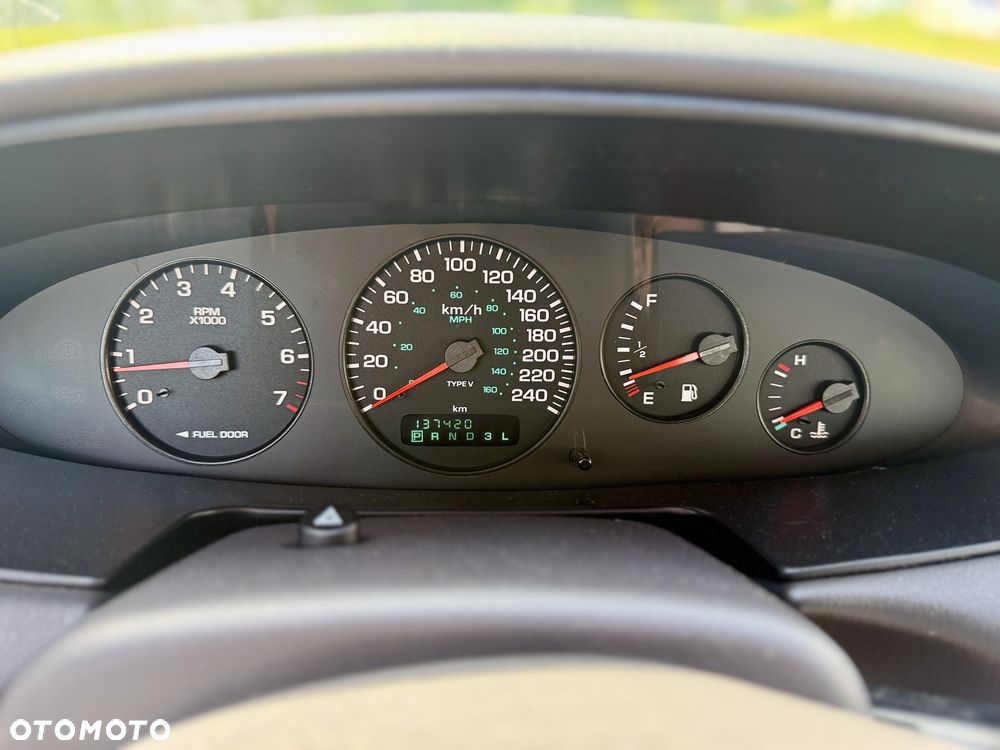 Chrysler Stratus - 8