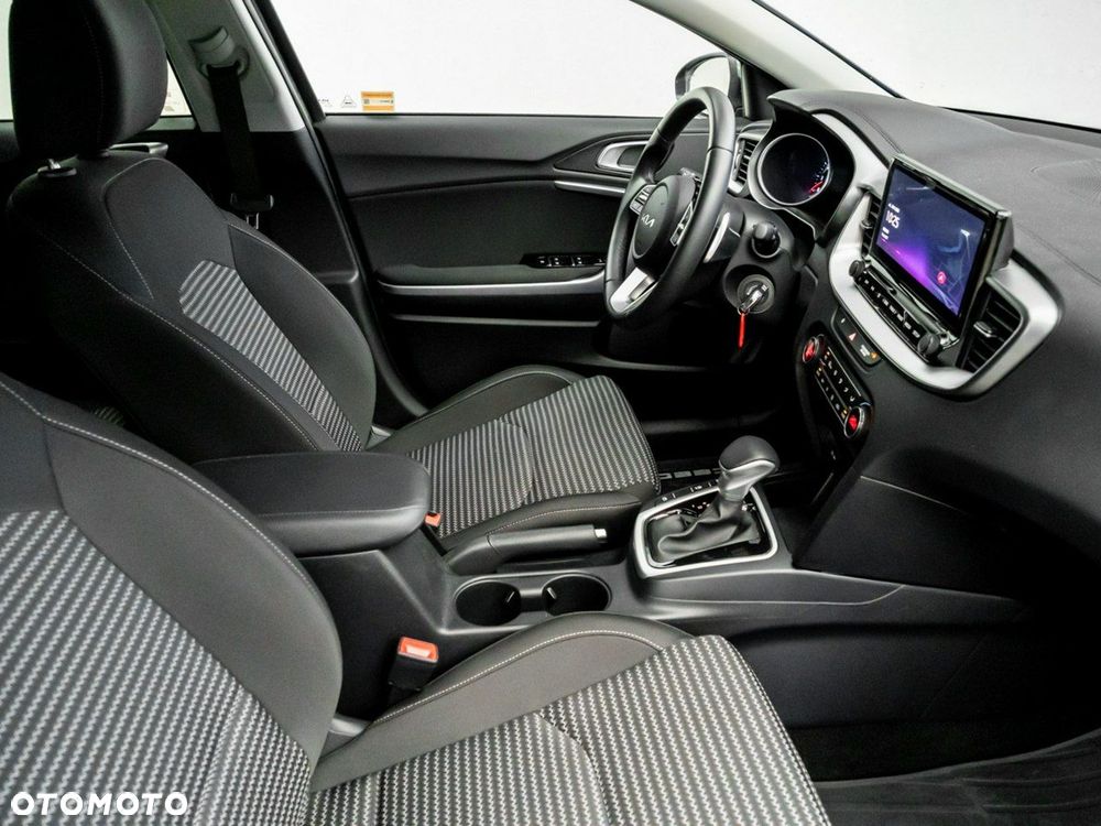 Kia Ceed 1.5 T-GDI M DCT - 22