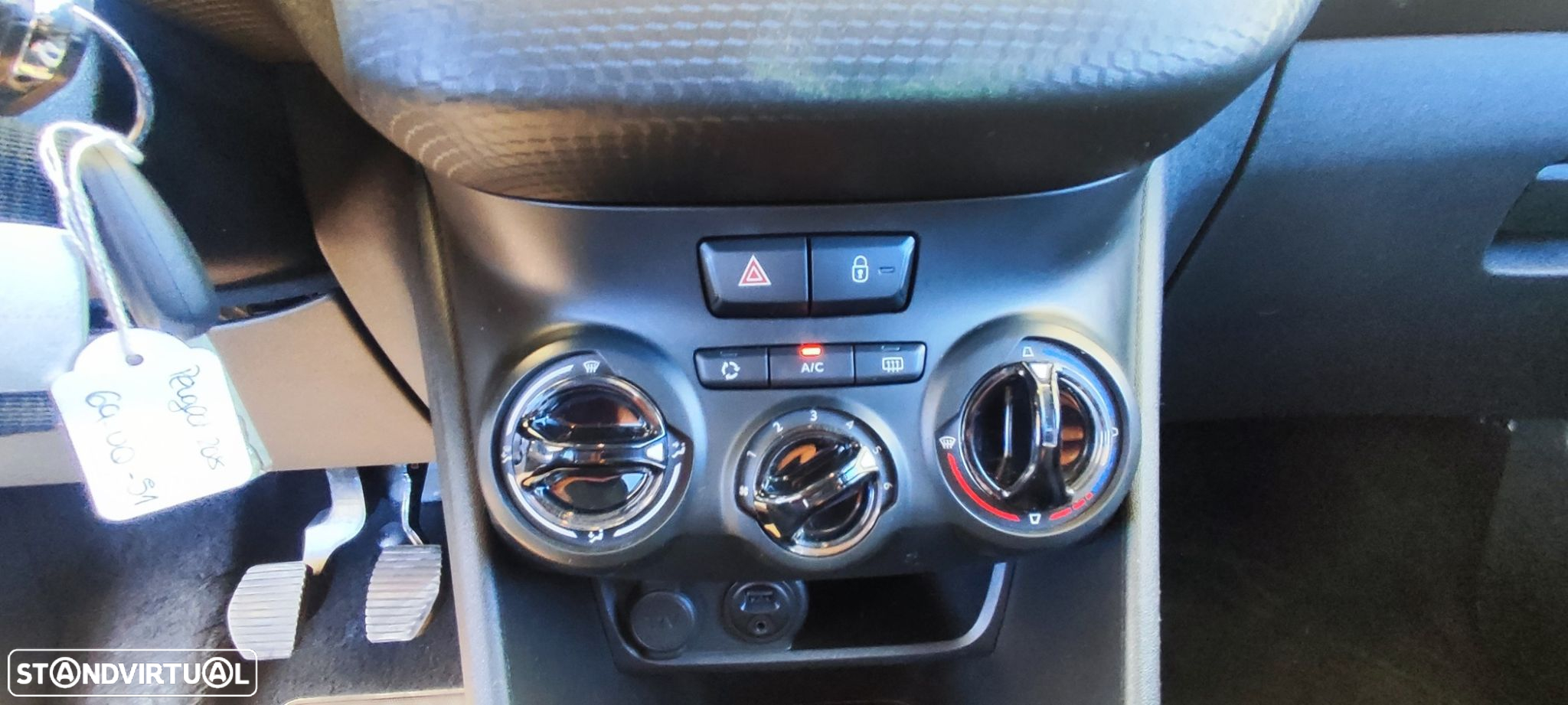 Peugeot 208 1.2 PureTech Style - 15