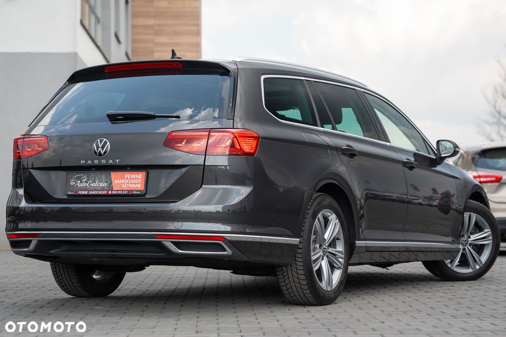 Volkswagen Passat 2.0 TDI (BlueMotion Technology) Highline - 10