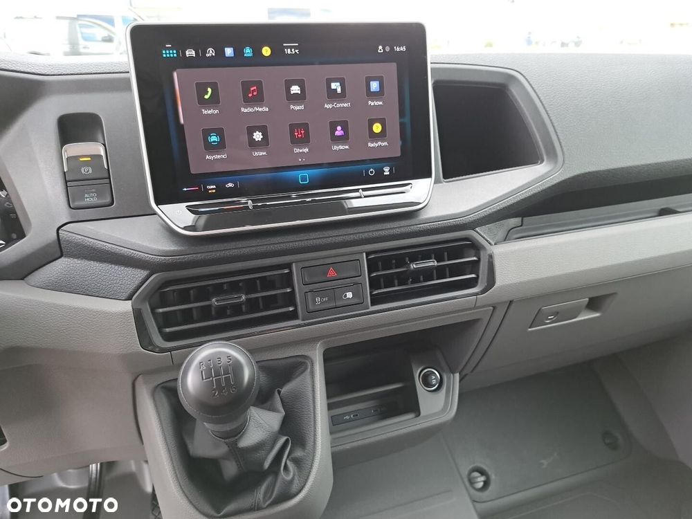 Volkswagen Crafter 35 furgon 140KM 3640 - 16