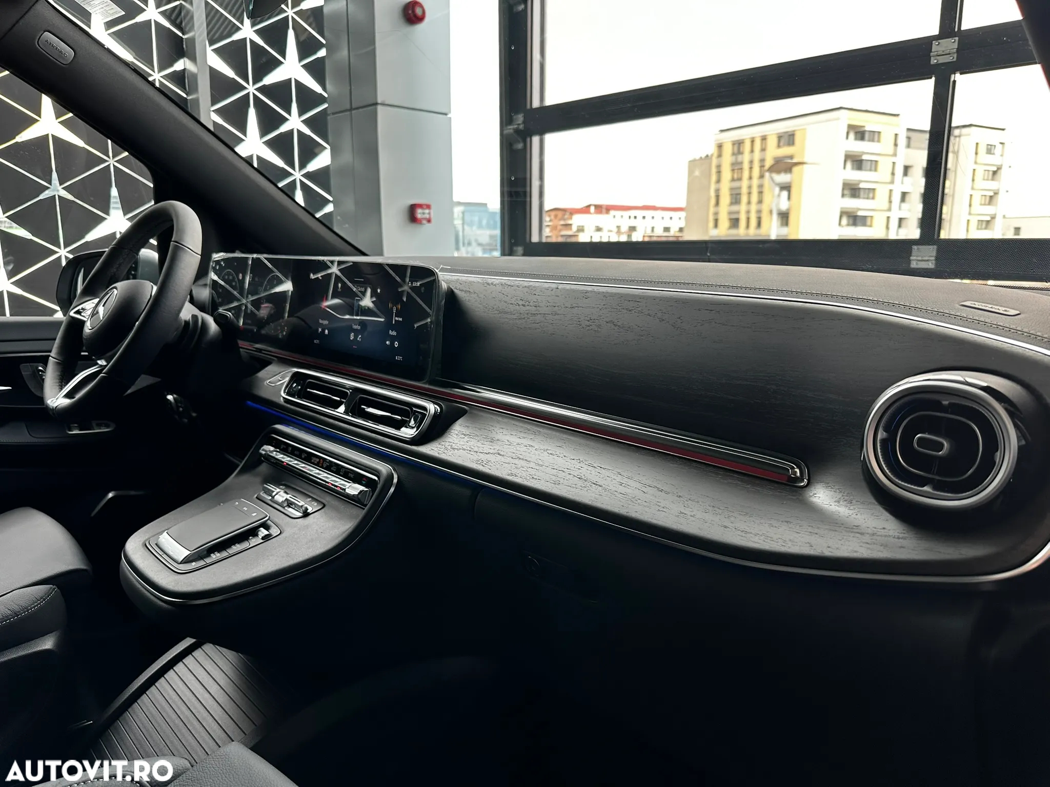 Mercedes-Benz V 300 d Combi Extra-lung 237 CP RWD 9AT Avantgarde - 13