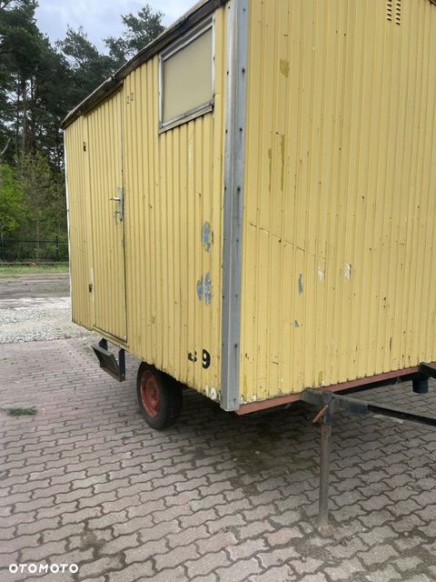 Inny barakowóz sanitarny ROLLAND - 1