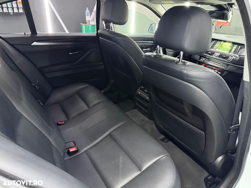 BMW Seria 5 520d xDrive Aut. Luxury Line - 6