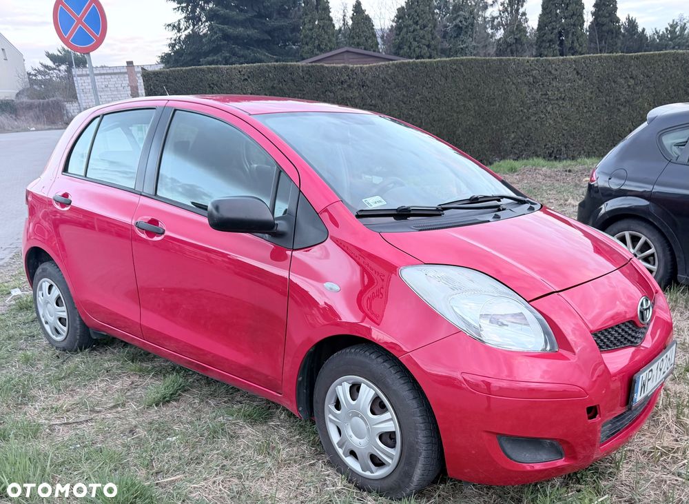 Toyota Yaris 1.0 Luna - 3