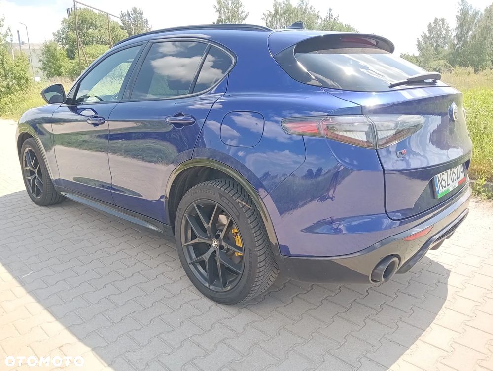 Alfa Romeo Stelvio 2.0 Turbo TI Q4 - 3