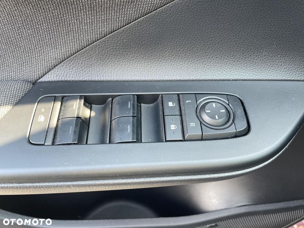 Toyota C-HR 1.8 Hybrid Comfort - 24