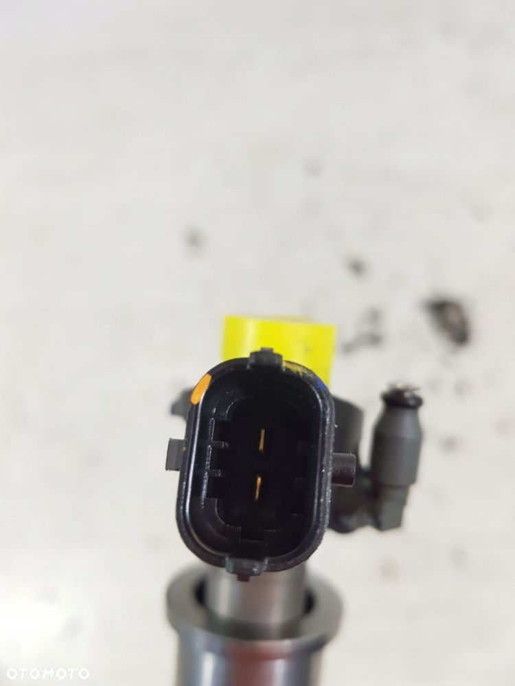 WTRYSKIWACZ 0445116033 BOSCH INFINITI NISSAN NAVARA NP300 3.0 dCi V6 - 4