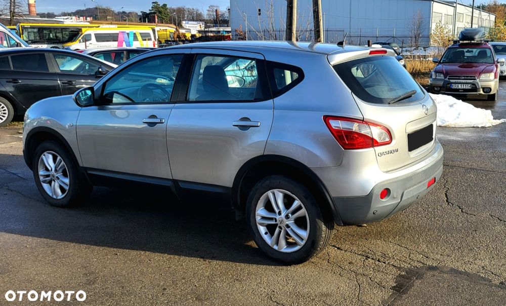 Nissan Qashqai 1.5 dCi DPF acenta - 4