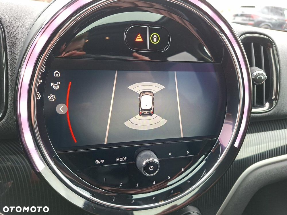 MINI Countryman Cooper Classic Trim - 17