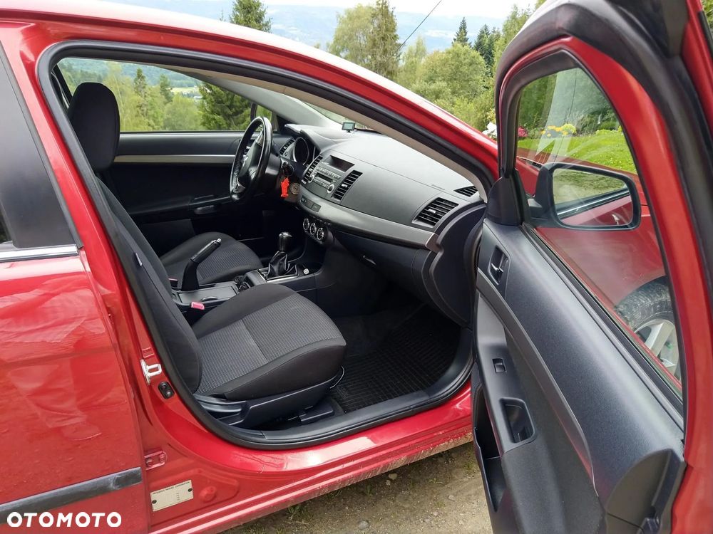 Mitsubishi Lancer 1.8 Invite - 14