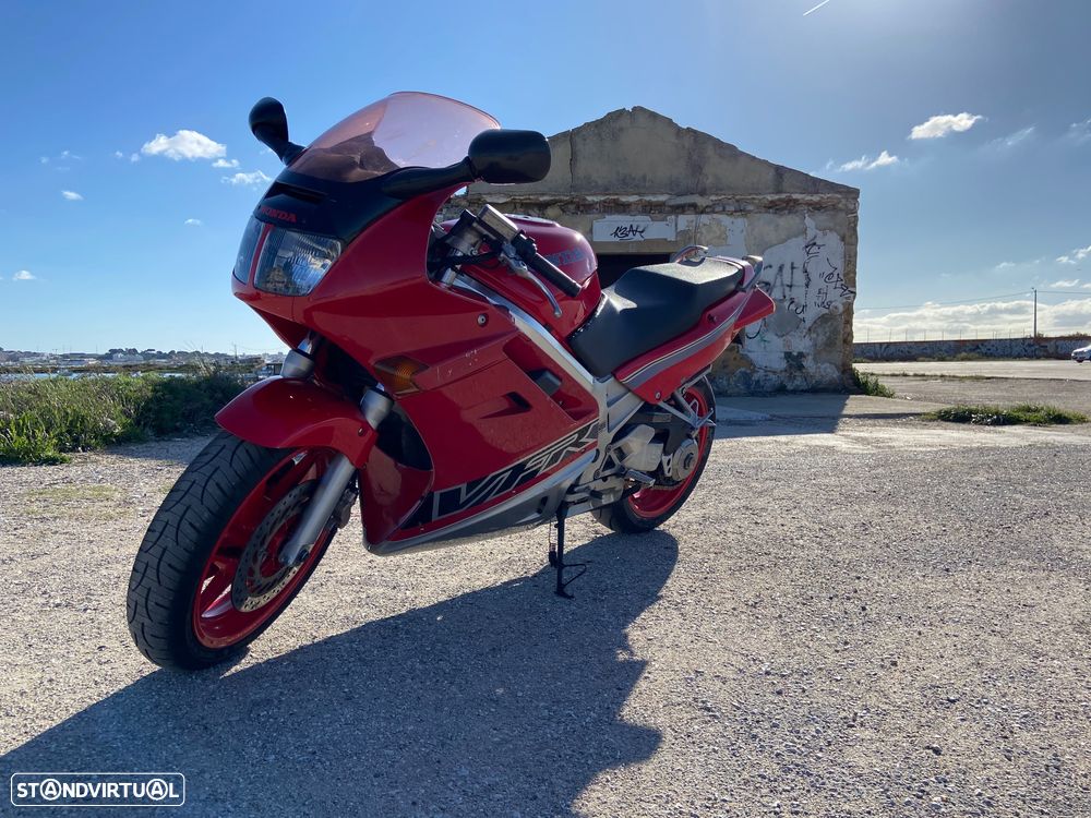 Honda VFR - 6