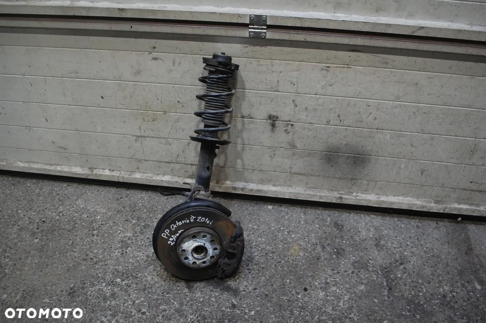 ZWROTNICA MCPERSON LEWY PRAWY PRZÓD PRZEDNI SKODA OCTAVIA II 2.0 FSI 2.0 TDI 290MM AUDI A3 8P SEAT LEON II VW JETTA V 1.6 TDI GOLF V - 3