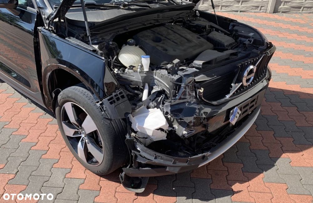 Volvo XC 40 D3 SCR Momentum - 7