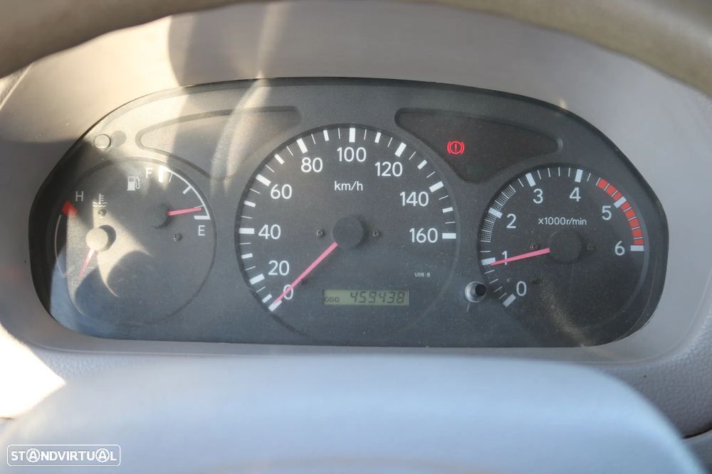 Toyota DYNA - 10