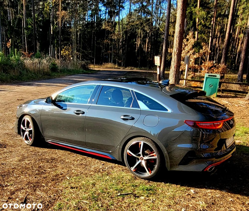 Kia ProCeed 1.6 T-GDI DCT7 OPF GT - 22