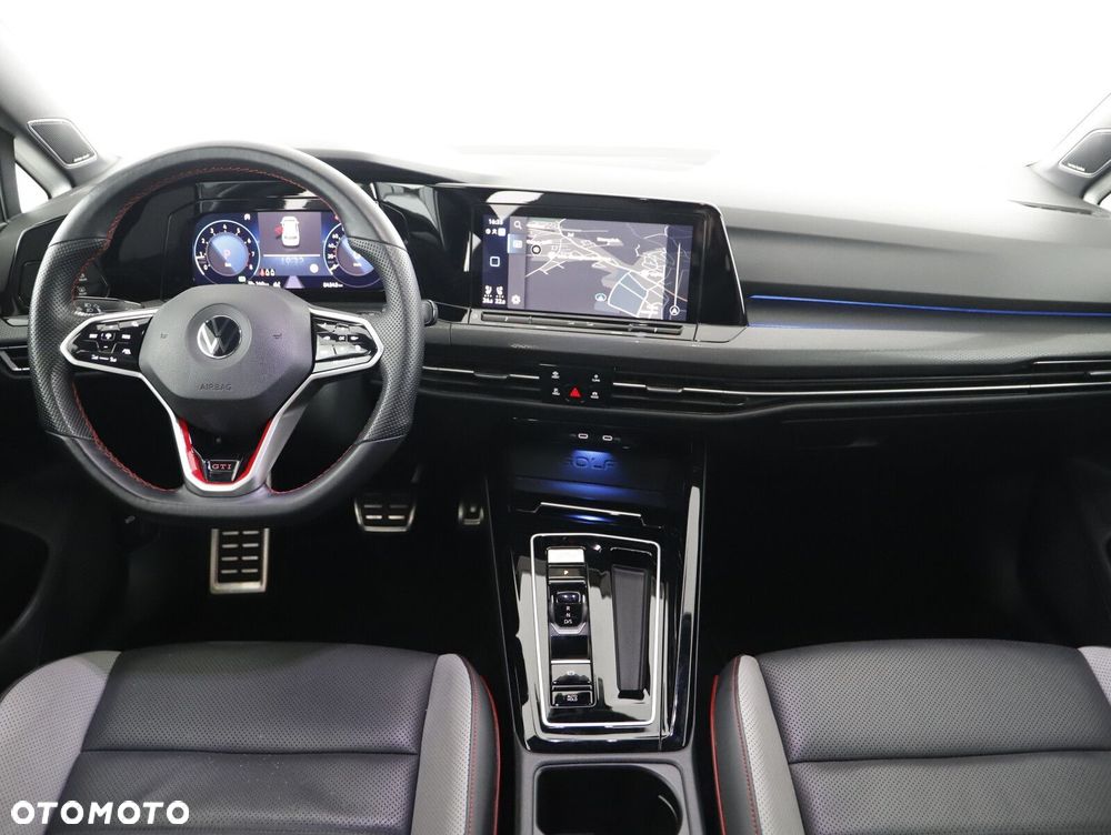 Volkswagen Golf - 12