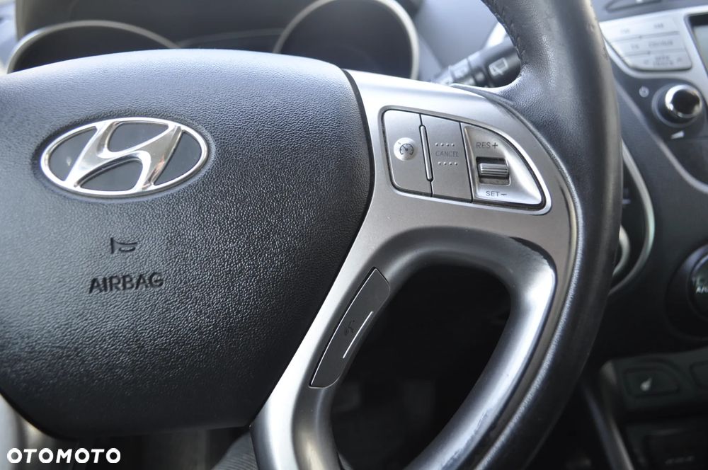 Hyundai ix35 2.0 2WD Automatik Style - 14