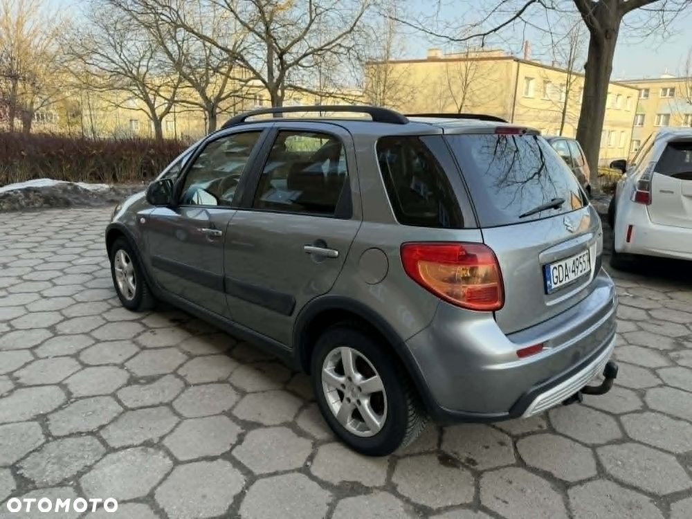 Suzuki SX4 1.6 VVT 4x2 Comfort - 5